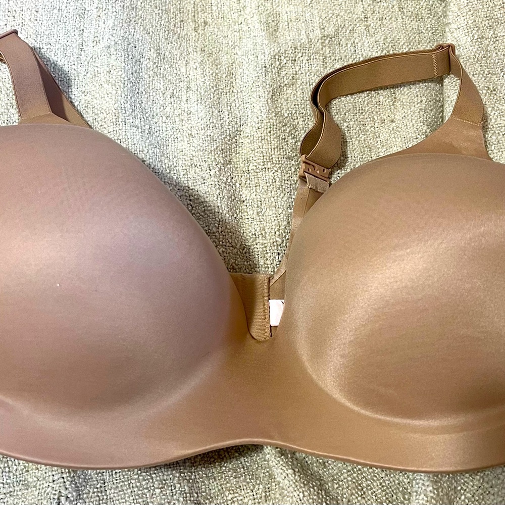 Victoria Secrets Infinity Flex Lightly Lined Wireless Full-Coverage size 34 DDD